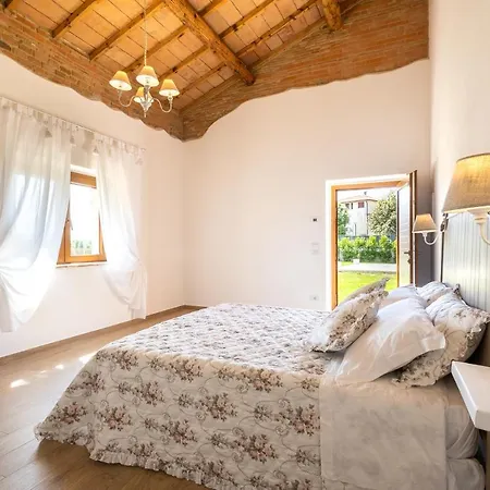 Podere Curtatone 3*